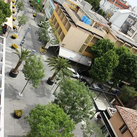 Cam Sea View شقة *